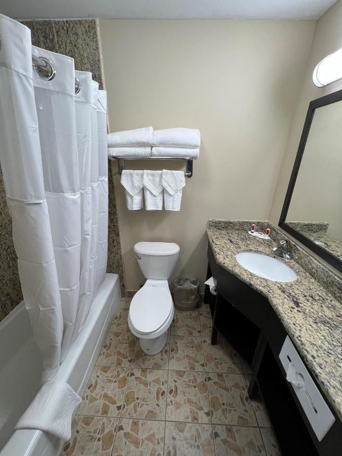 Travelodge By Wyndham Queens Hotel Nueva York